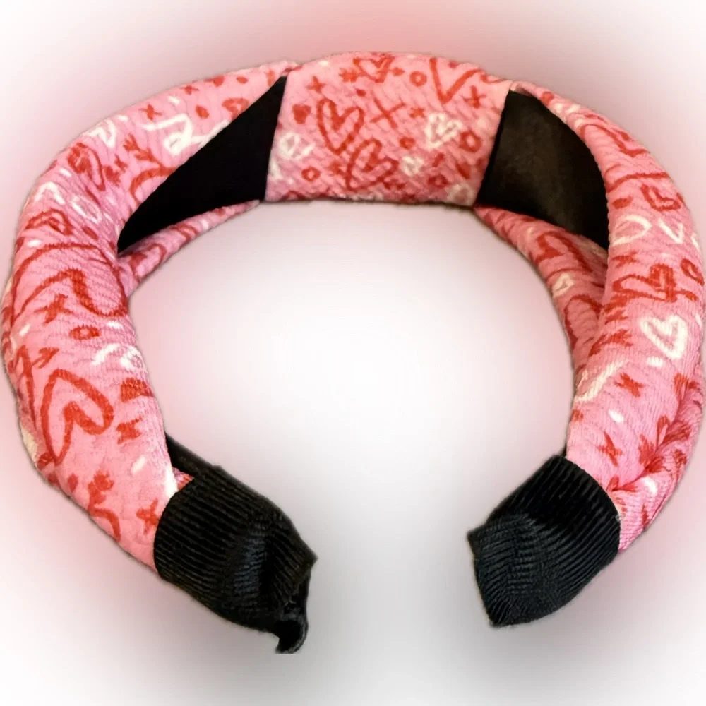 ❤️🩷Chic Pink🩷Heart & XO❤️Patterned Headband/NWOT❤️🩷